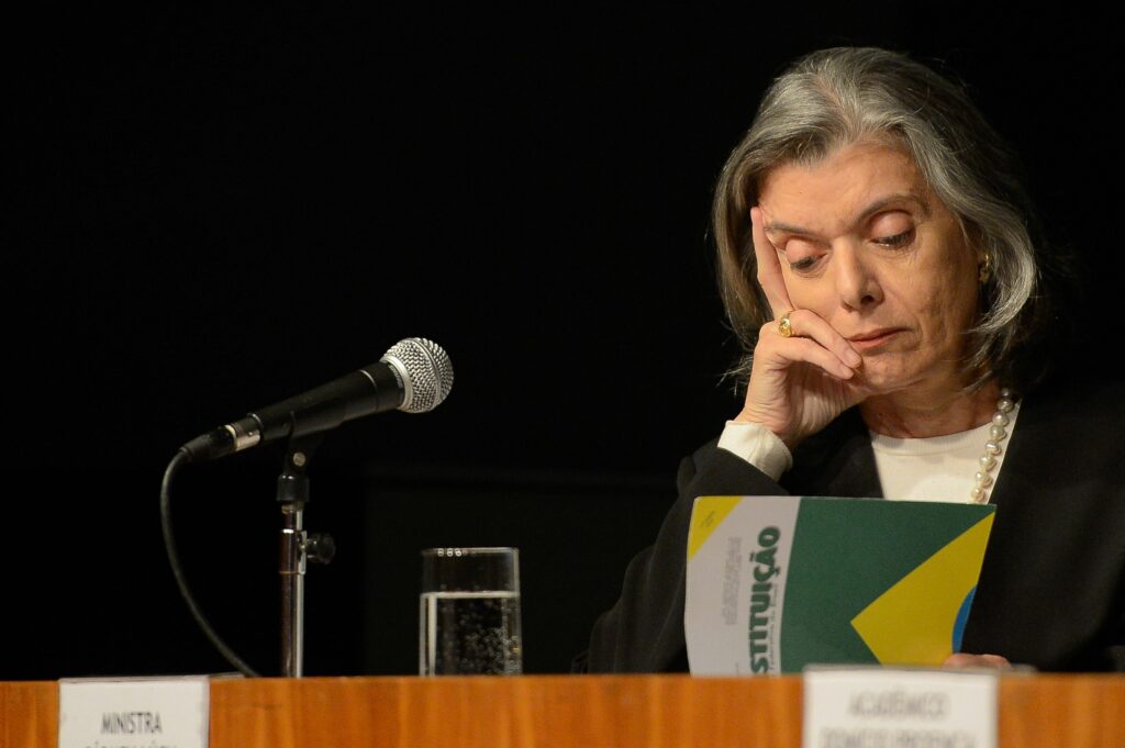 Carmén Lúcia