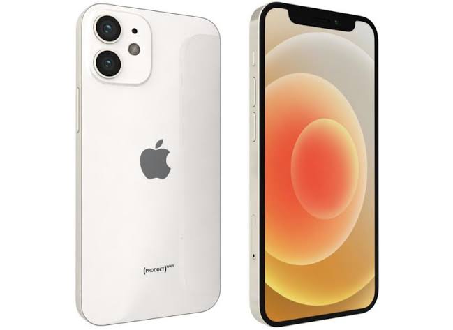 Frente e verso de um iPhone 12